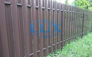 заборы из евроштакетника фото № 1